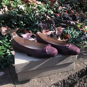 Ecco Women's Purple Flats with Bow Detail